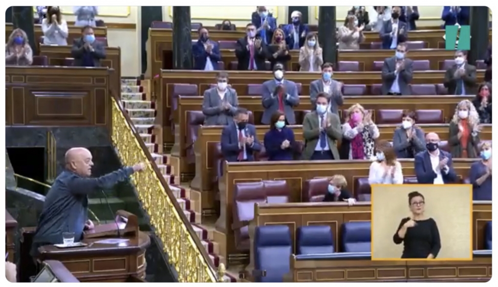 - &iexcl;Dejen de utilizar a las v&iacute;ctimas del terrorismo, que son de todos, para atacar al Gobierno de izquierdas!